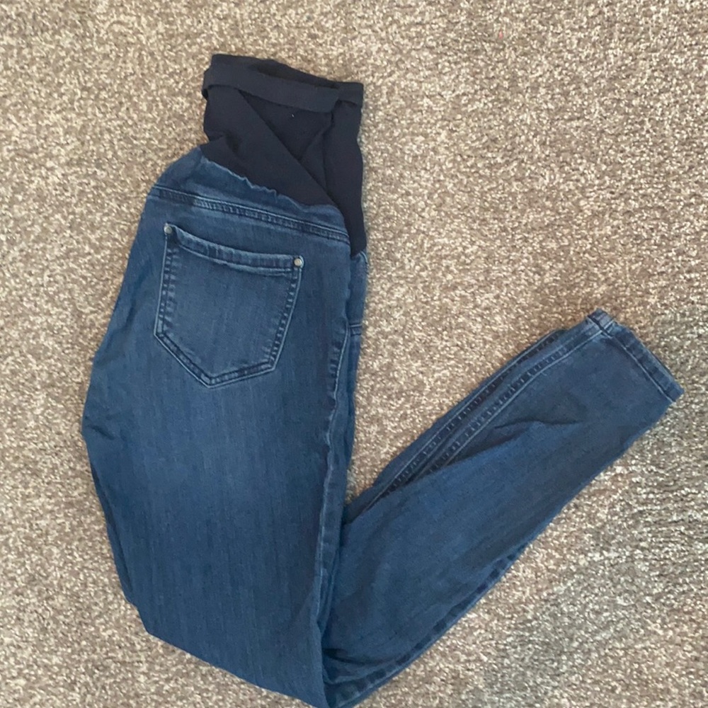 ✨Maternity distressed skinny jeans FREE shipping